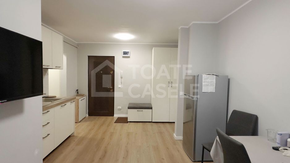 Apartament 2 camere, decomandat, zona Între Lacuri - Poză 2