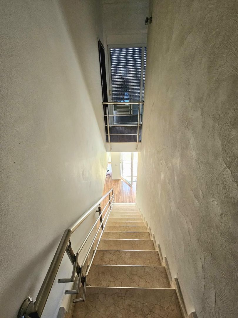 Apartament 3 camere, deosebit in Otopeni, Str. Ferme F - Poză 14