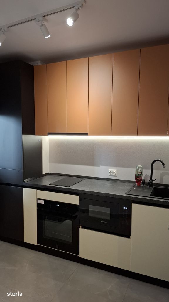 Studio Hils Pallady loc de parcare metrou Anghel Saligny - Poză 8