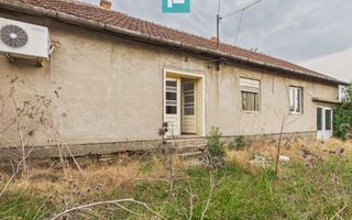 Casă solidă din cărămidă - zona centrală Șiria - Poză 2