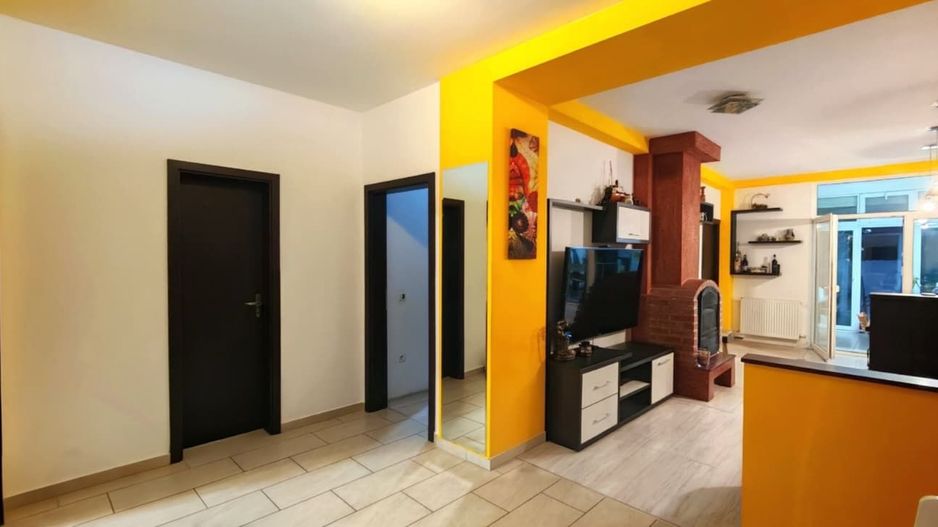 Apartament in casa, 4 camere, Rasnov, Brasov - Poză 2