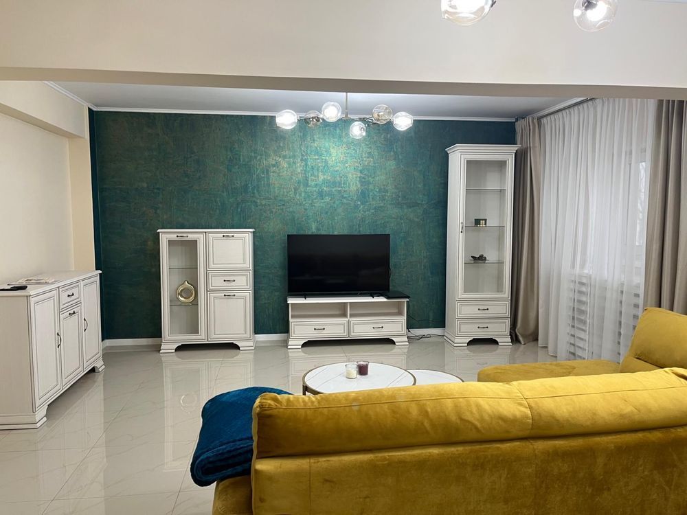 Apartament spațios, 2 camere,  76 mp,  2 bai, cu  vedere in Decebal - Poză 8