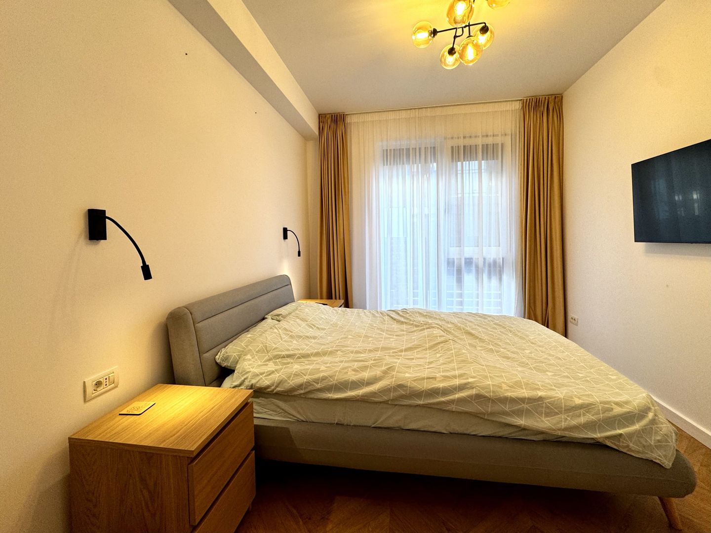 Apartament cu 2 camere, la prima închiriere, primitor si elegant - Poză 13