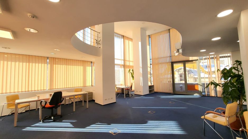 SPATIU DE BIROURI 270 MP I TRAFIC PIETONAL I ZONA VICTORIEI - Poză 2