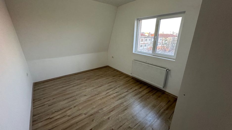 Apartment 3 camere 75 mp utili - Poză 12