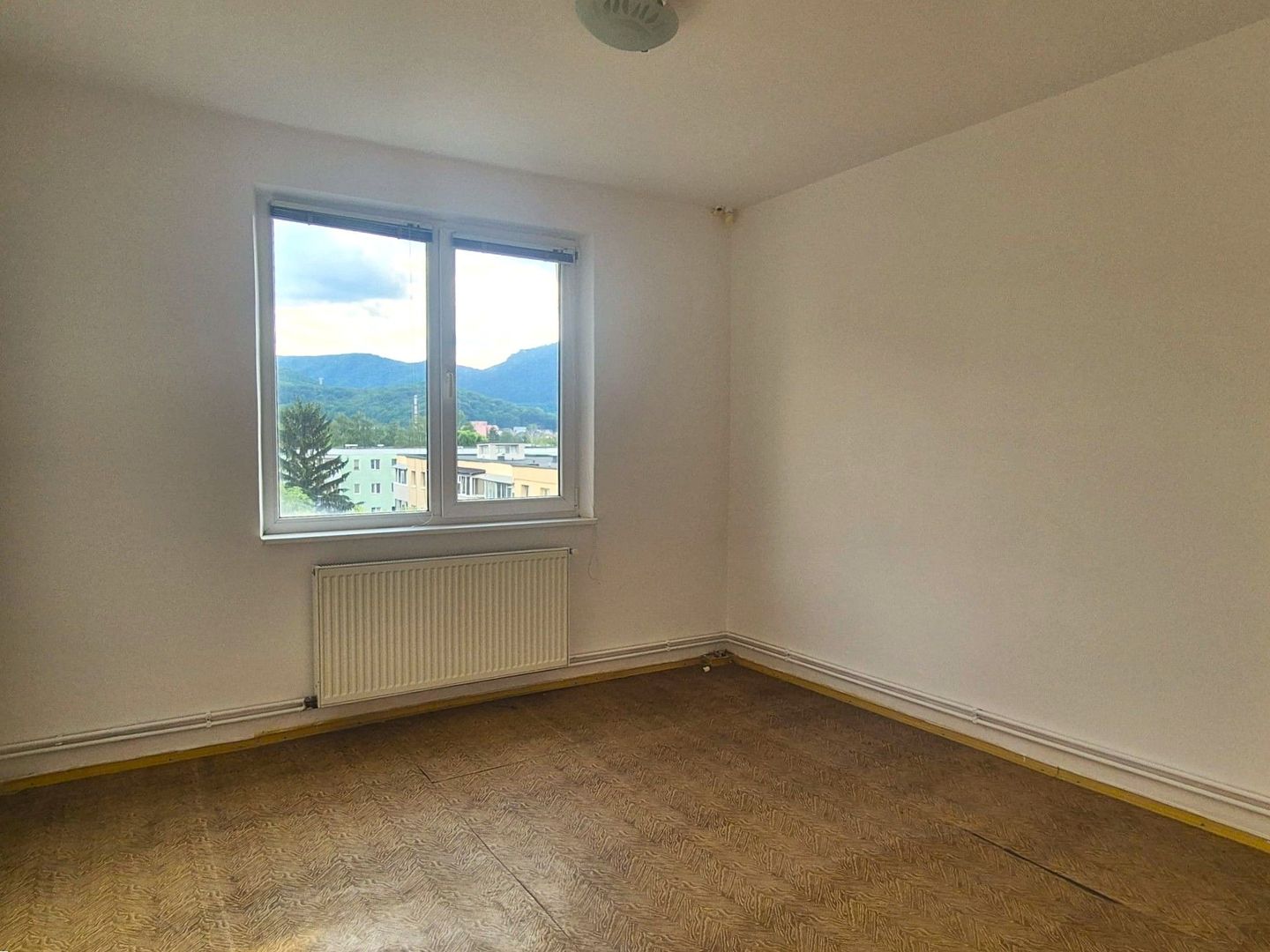 Calea Bucuresti, 2 camere cu priveliste, liber la vânzare - Poză 11