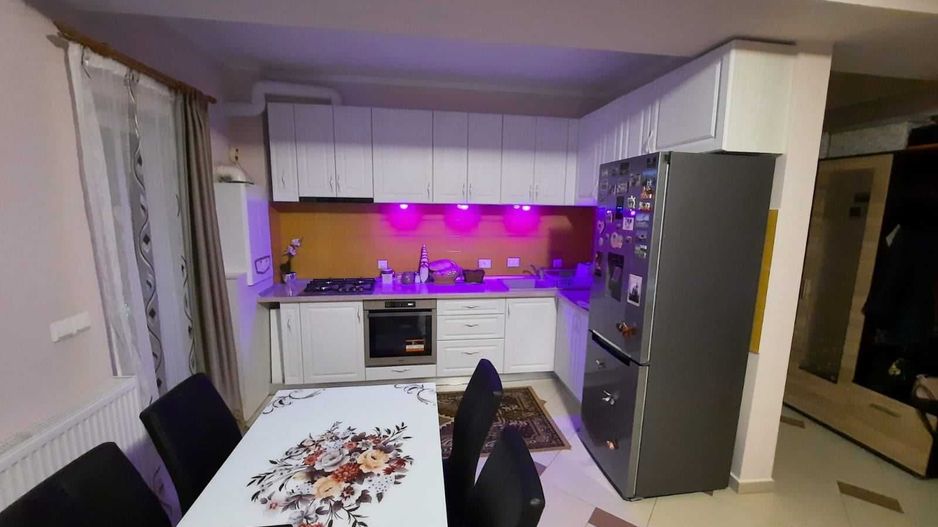 Giroc-Hotel IQ | 2 Camere | Etaj intermediar | Mobilat si Utilat - Poză 2