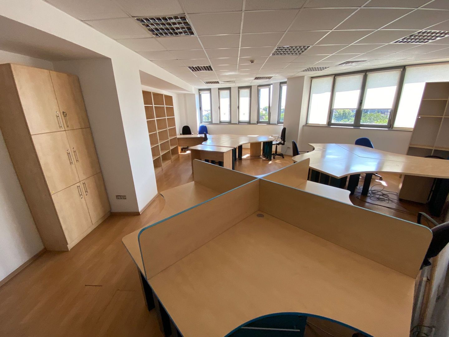 Spațiu de birouri de 300mp de închiriat în zona Centrala - Poză 6