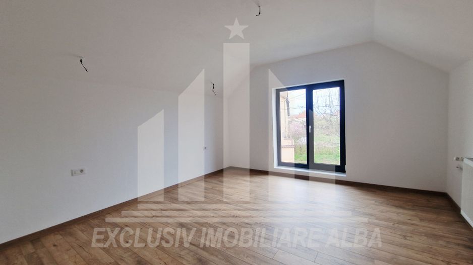 Casa individuala | 120mp | 500mp teren | Centru - Poză 6