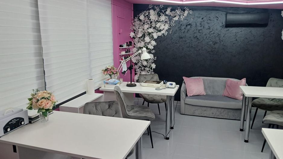 SPATIU COMERCIAL, TERASA 28 MP, BLOC NOU, MOBILAT/UTILAT COMPLET - Poză 3