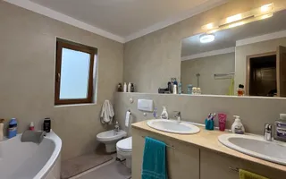 Casa deosebita 6 camere Faget cu teren generos de 1100 m2 - Poză 17