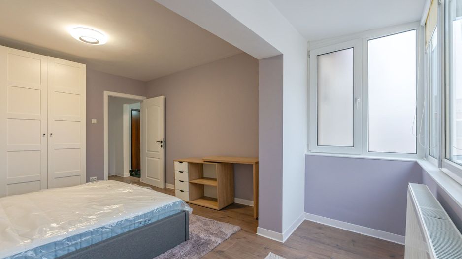 Chirie 2 camere Astra Brașov: 57 mp, AC și două balcoane închise - Poză 10