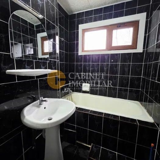 Apartament 2 camere Podu Roș 68mp - Poză 6