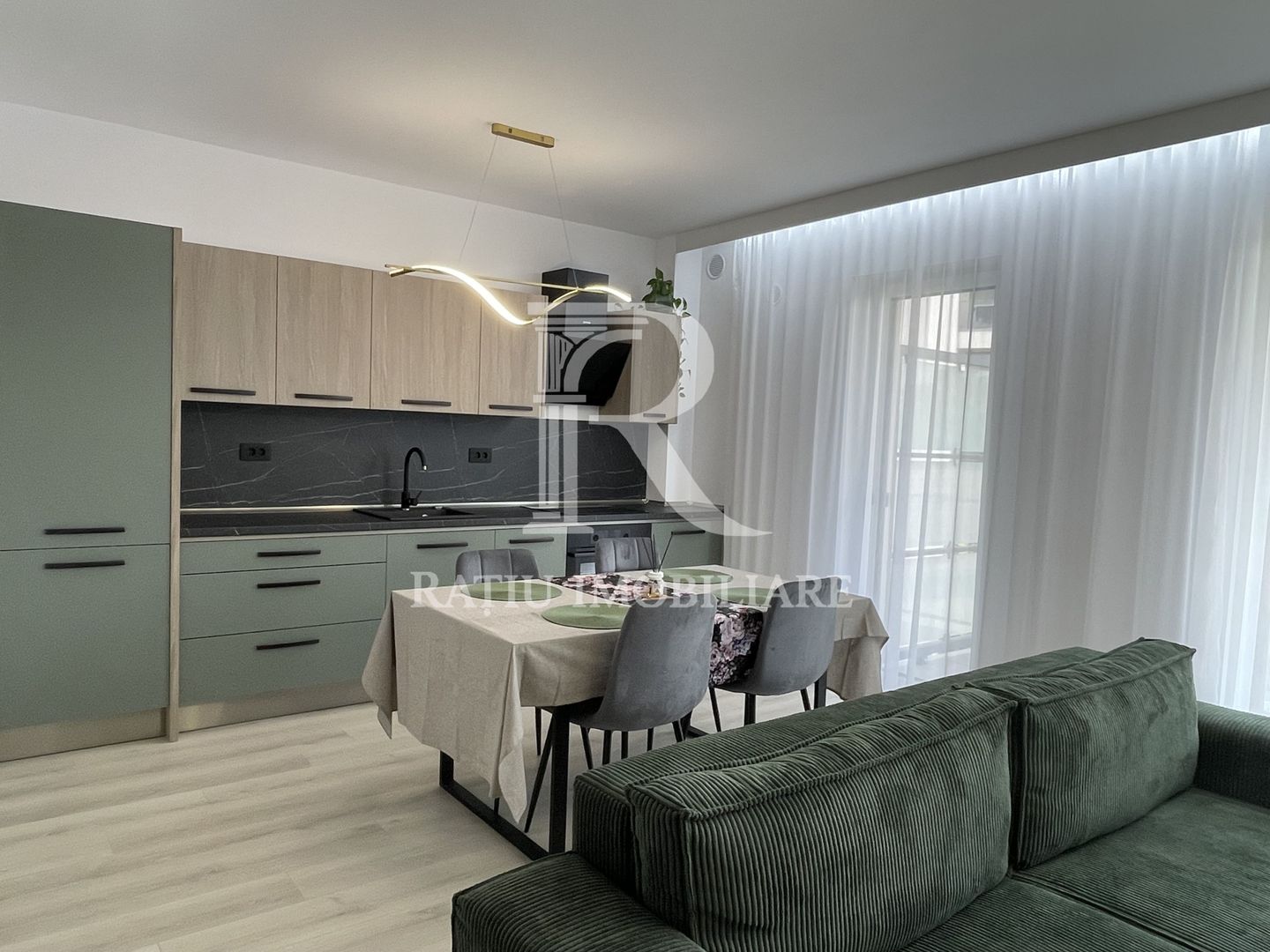 Apartament nou cu 2 camere + parcare subterană | Scala Cetate | Oradea - Poză 1