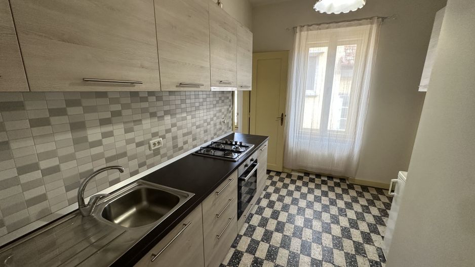 Apartament in vila zona Popa Sapca - Poză 10