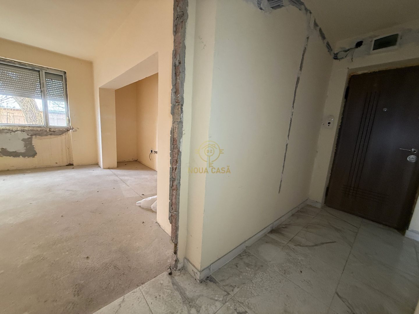 De vanzare Apartament 1 Camera Zona Buna/Baie/Bucatarie Renovate - Poză 1