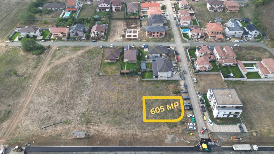 Teren casa individuala, strada asfaltata, utilitati | Dumbravita - Poză 1