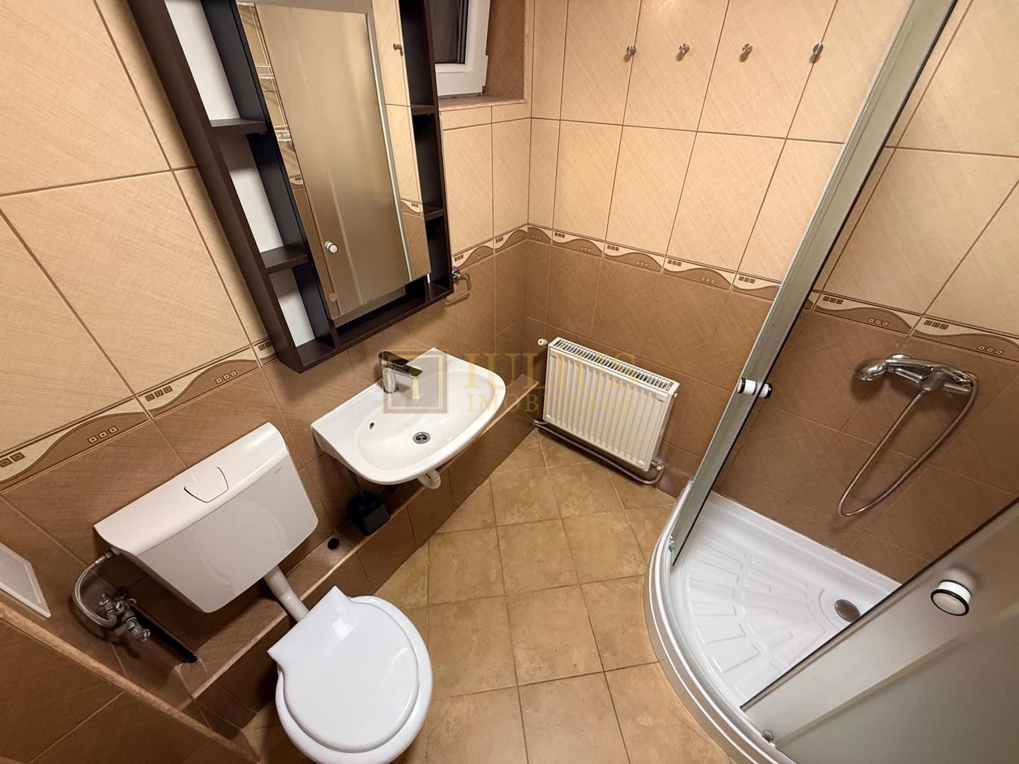 apartament la casa| 2 camere| Aradului| 2 bai| centrala proprie - Poză 17