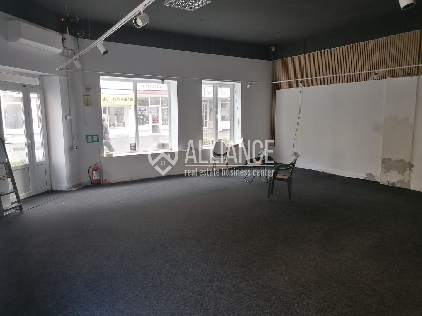 SPATIU COMERCIAL de inchiriat  - STEFAN CEL MARE (COD10) - Poză 3