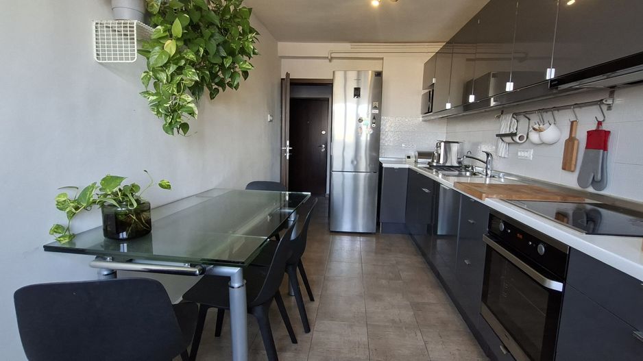 Apartament cu 4 camere si scara interioara - zona Judeatan - Poză 9