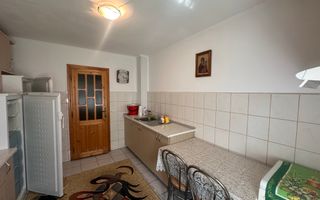 Apartament 3 Camere | Etaj 2 | Zona Oborului | 71.000 Euro - Poză 9