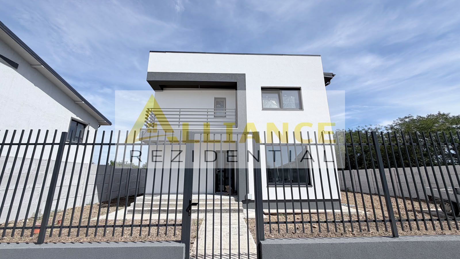 Casa Individuala - 4 camere - 2 bai - 362mp teren - Poză 1