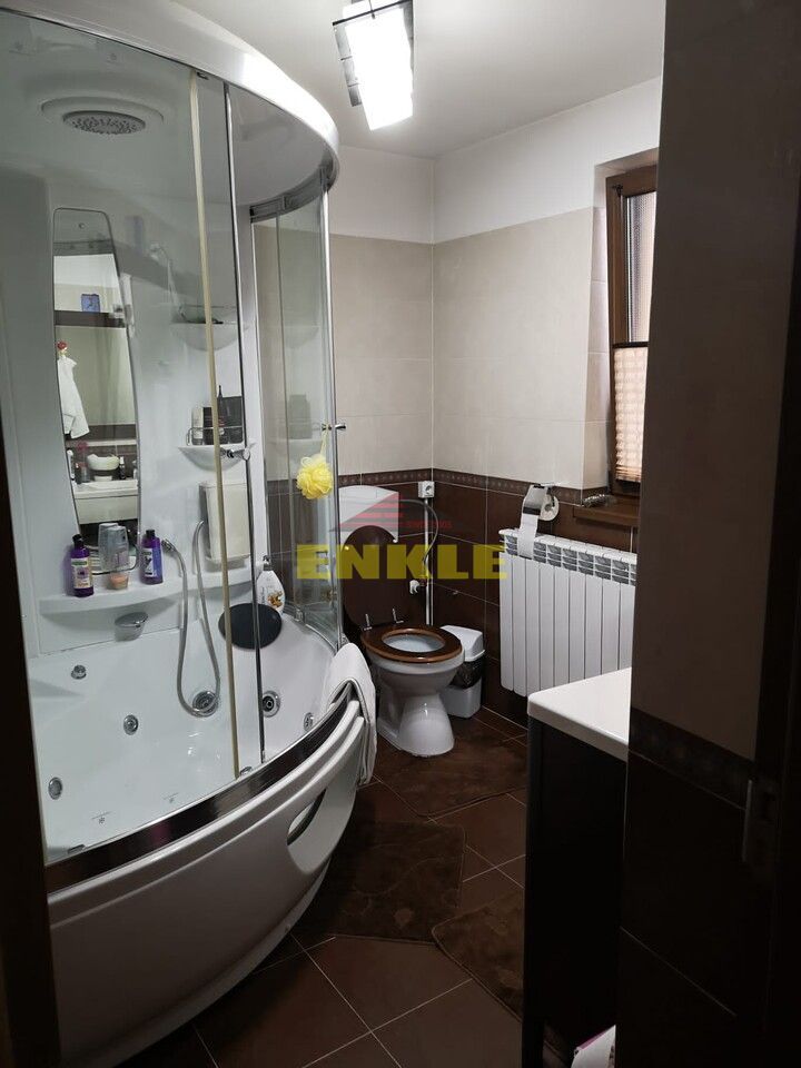 Casa 4 camere  P+1, situata in Manastirea Doamnei, pret 180000 euro neg - Poză 8