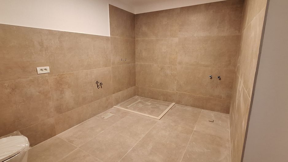 Apartament cu 3 camere, terasa 7.3mp - Kaufland Dumbravita - Poză 7