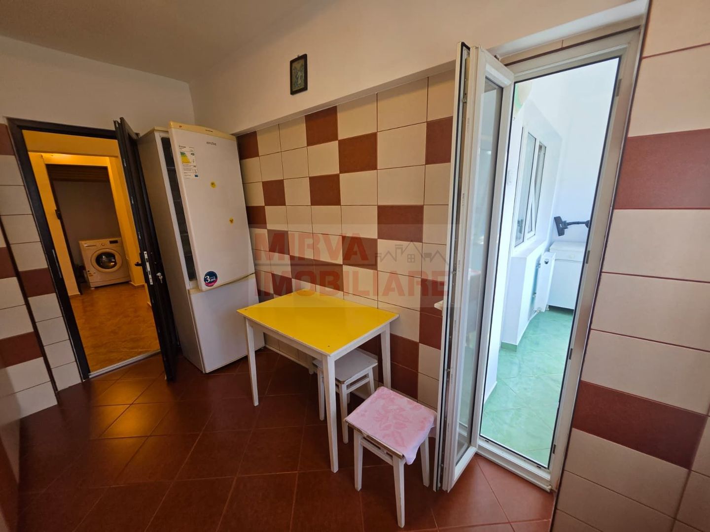 Apartament 2 camere de inchiriat – zona Republicii, mobilat si utilat - Poză 9