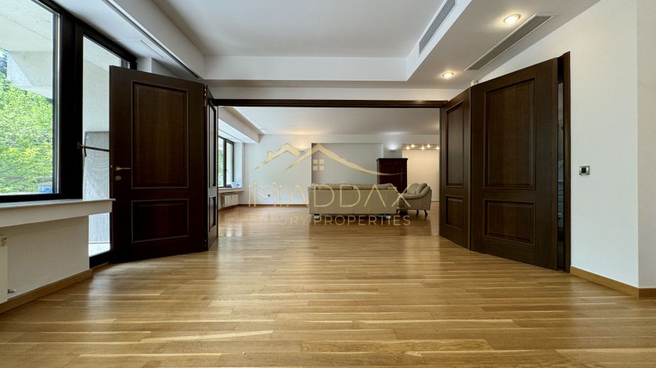 Apartament cu 4 camere 250mp* 2 parcări subterane / Dorobanti-Capitale - Poză 1
