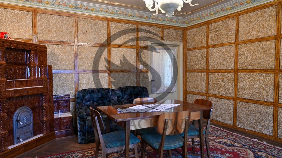 Casa cu 6 camere de vanzare | Zona Ultracentrala, Baicoi | Comision 0% - Poză 6