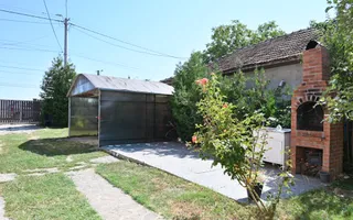 Casa de vanzare | 1.048 Mp teren | Romanesti - Poză 23