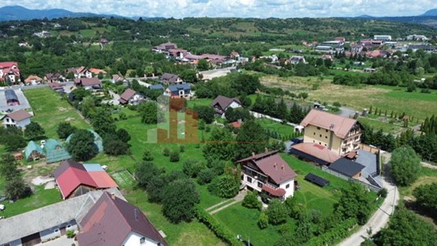 PROPIETAR URGENT Casa duplex BRAN arpox 300m utili, 1300mp teren - 2 case la pret de 1 apartament !! - Poză 18