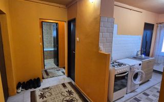 Vanzare apartament decomandat, central in Apahida. - Poză 1
