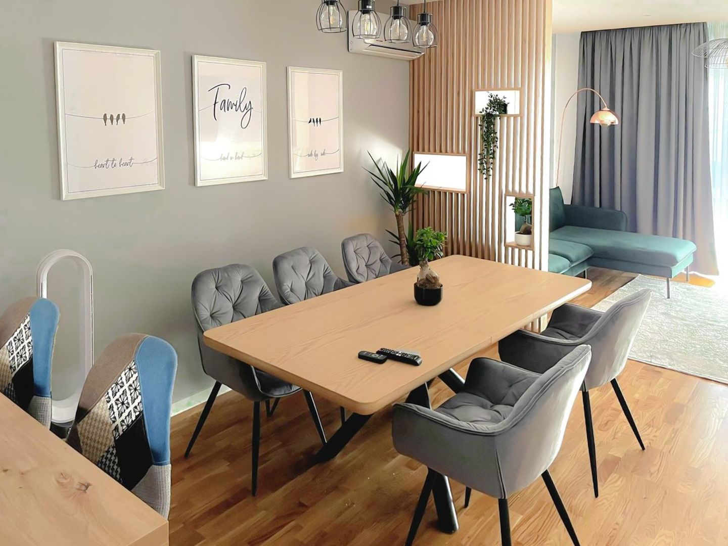 Chirie I Vila 5 camere Pipera I Gradina si zona barbecue I 2 parcari - Poză 1