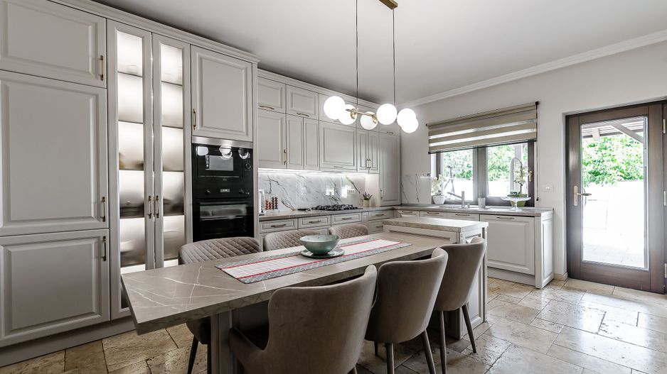 Vilă complet amenajată LUX, ideală pentru o familie cu stil - Poză 15