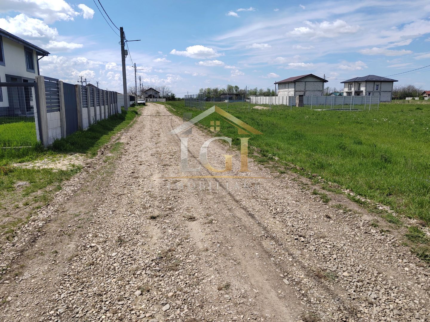 🌿 Teren de vânzare – Răcari, Str. Mestecenilor - Intrarea cu Tei - Poză 9