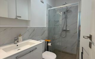 Apartament 2 camere, balcon, etaj intermediar, garaj, zona Eroilor - Poză 4