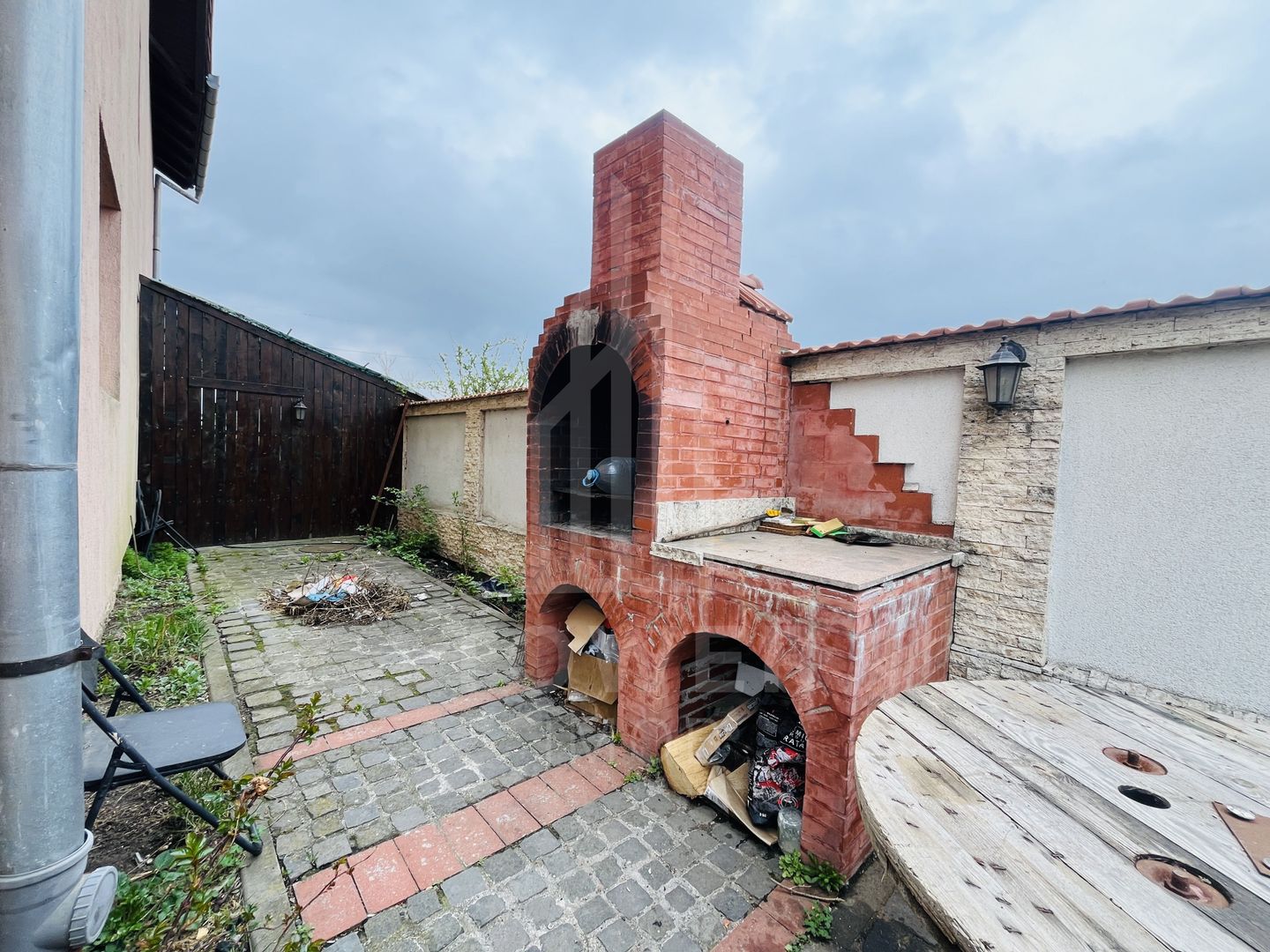 Casă de închiriat-Veterani - Poză 4