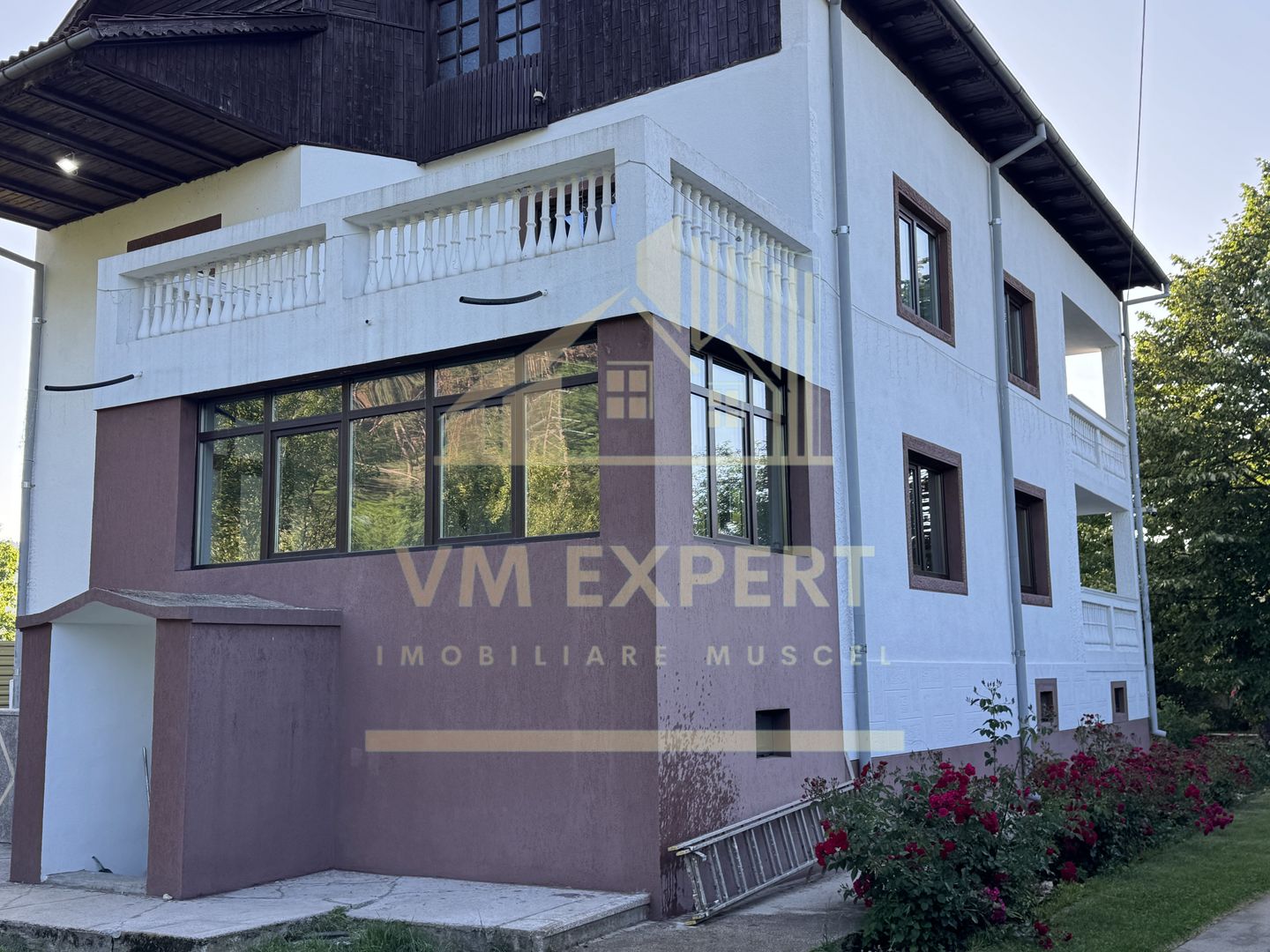 VILA S+P+E-306 MP, TEREN 2078 MP, CAMPULUNG - Poză 60