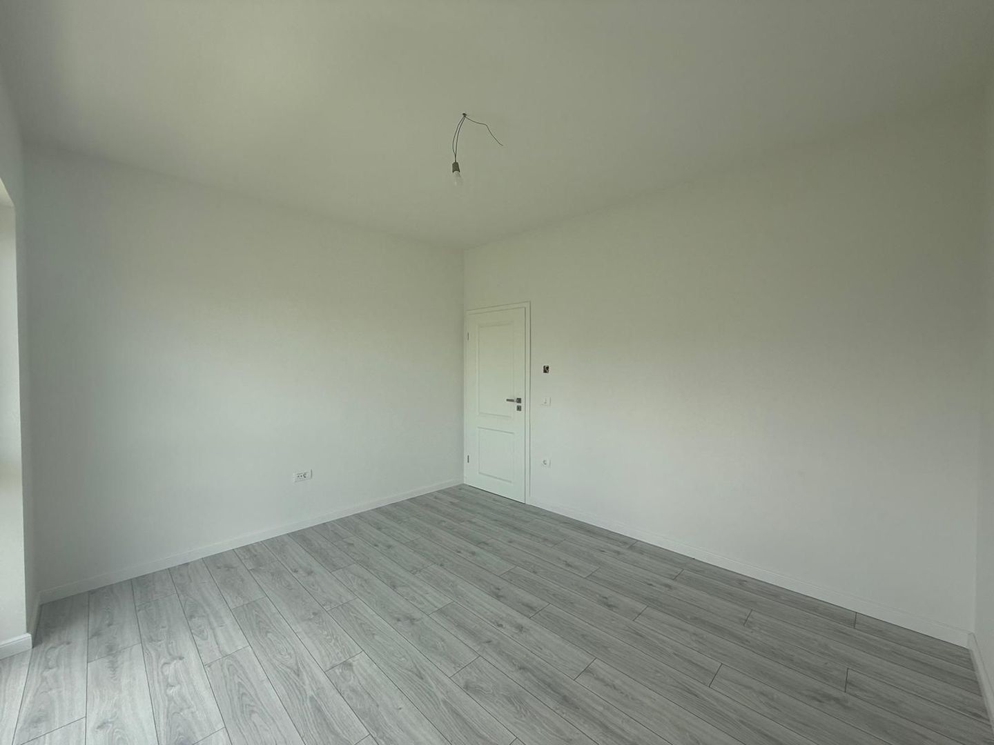 Casa individuala contemporana premium - Dumbravita - Poză 8