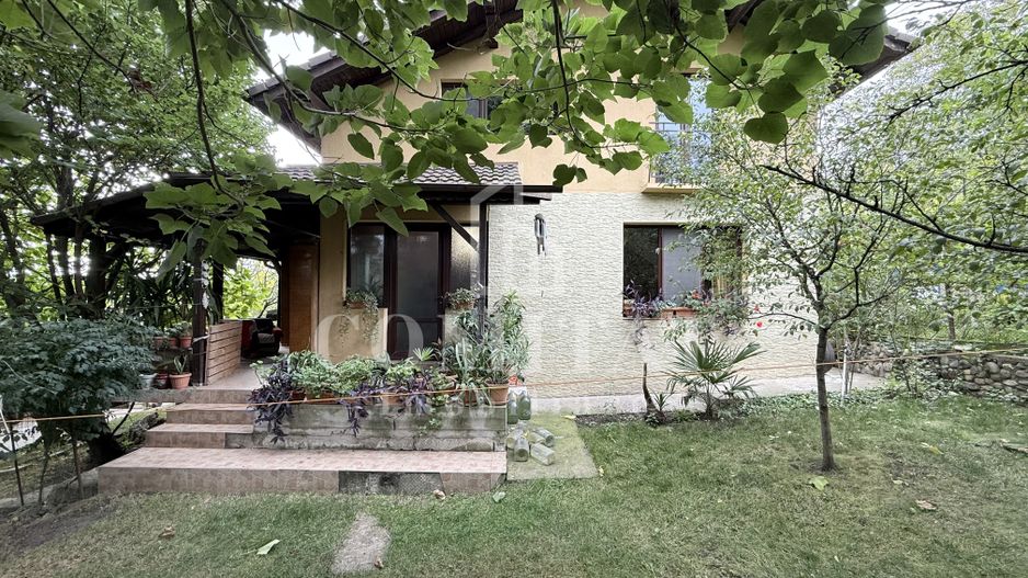 Casă individuală | 403 mp teren | Grigorescu - Poză 1