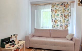Apartament cu 4 camere, etaj 3, nemobilat, zona TRAIAN; - Poză 7