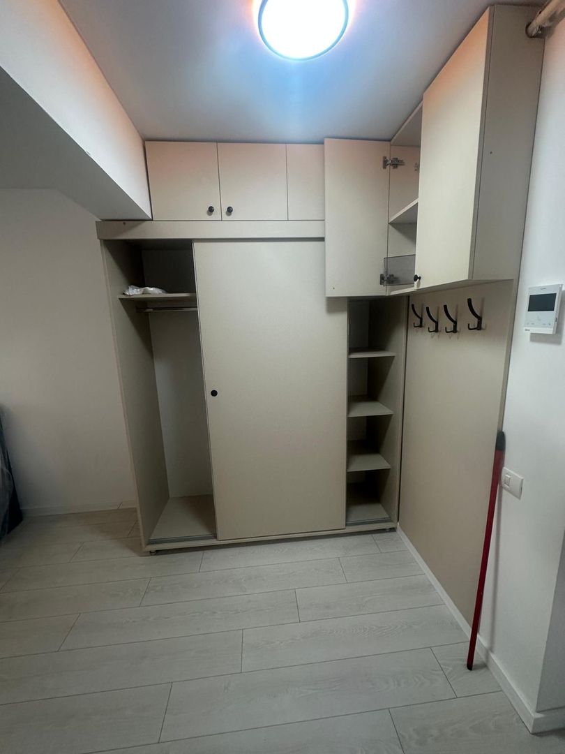 Garsonieră în Popești-Leordeni, Mobilată si utilată,piscina,metrou Berceni - Poză 2