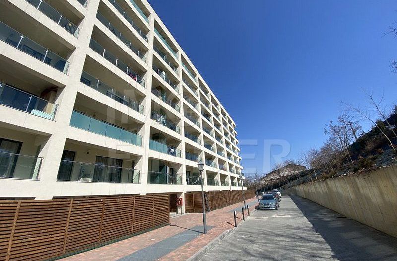Apartament NOU Finisat cu Parcare subterana Zona IULIUS MALL - Poză 1