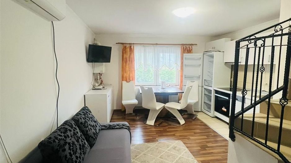 Apartament cu 3 camere de vanzare  bloc nou - Poză 1