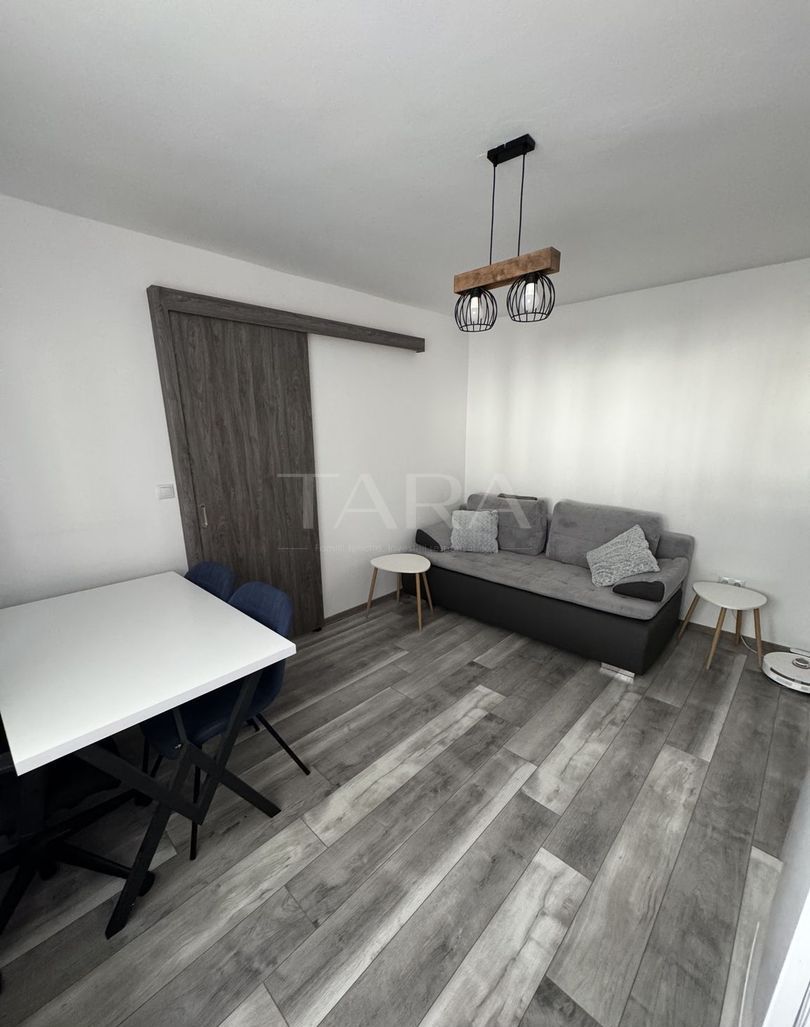 Apartament cu 2 camere, renovat complet, Gheorgheni. - Poză 1