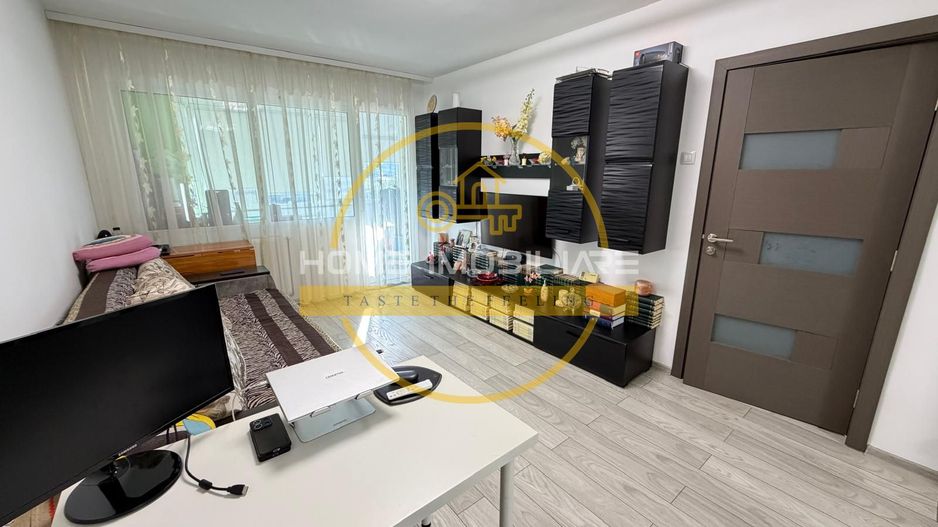 Apartament cu 2 camere / 54 mp/ zona centrala Podu Ros - Poză 1