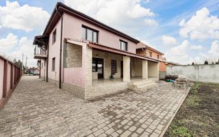 Vilă cu 7 camere de vânzare în zona Central - Poză 19