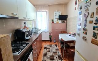 Apartament decomandat cu 3 camere de vânzare | Tudor - Poză 5